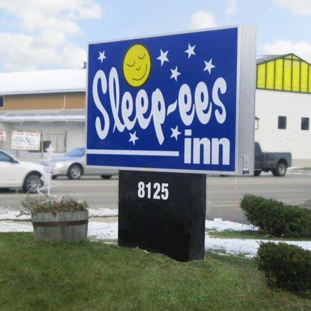 Sleep-Ees Inn, Saginaw & Frankenmuth Exterior foto