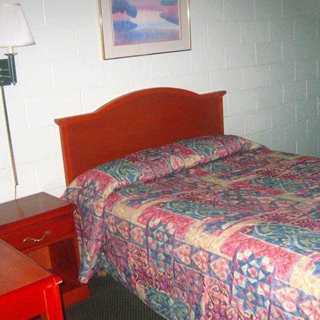 Sleep-Ees Inn, Saginaw & Frankenmuth Habitación foto